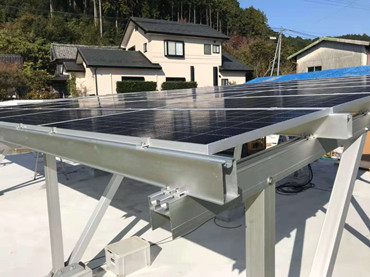 Comparação e análise de estrutura de liga de alumínio e estrutura de aço